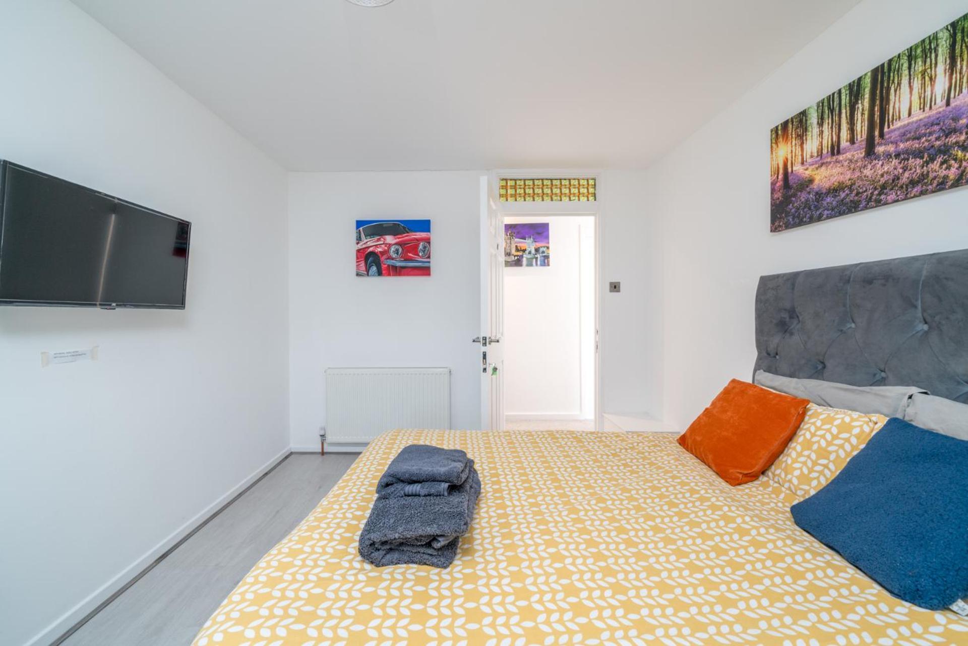 Private Room In London Enfield With Parking Экстерьер фото