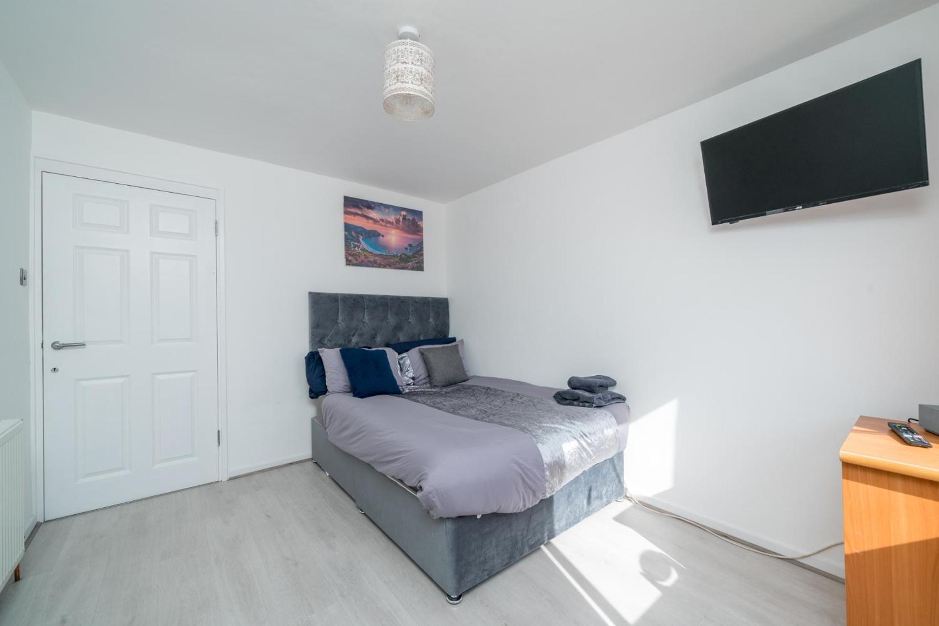Private Room In London Enfield With Parking Экстерьер фото